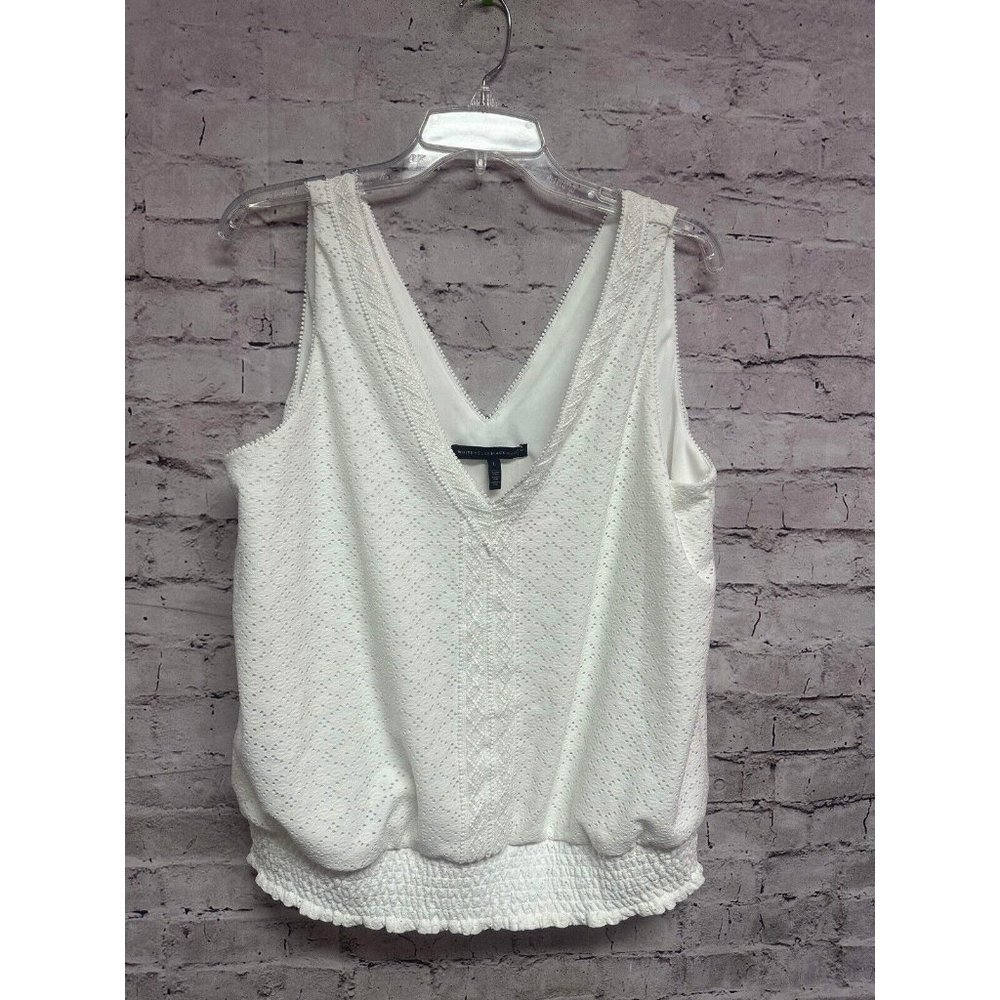 White House Black Market Women’s Blouse White Tank V Neck Size L
